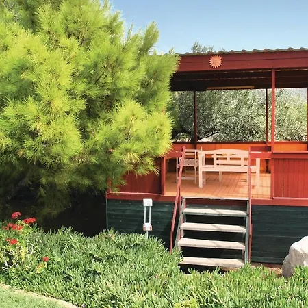 Soleiliosonne, Haus Paris Ermioni