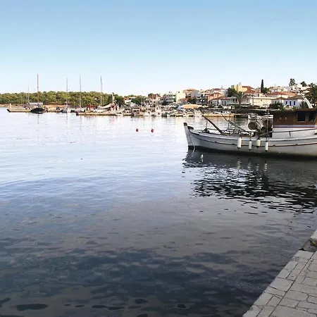 Soleiliosonne, Haus Paris 에르미오니