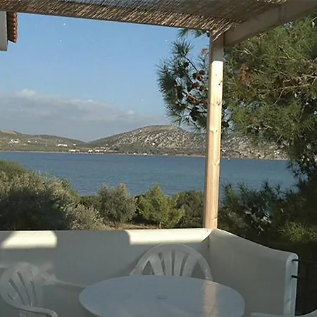 Soleiliosonne, Haus Paris 에르미오니