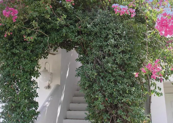 Soleiliosonne, Haus Paris Ermioni