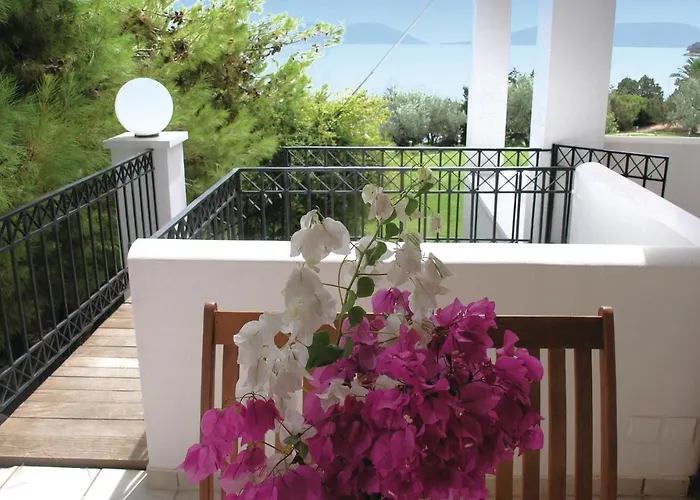 Soleiliosonne, Haus Paris Apartamento Ermioni